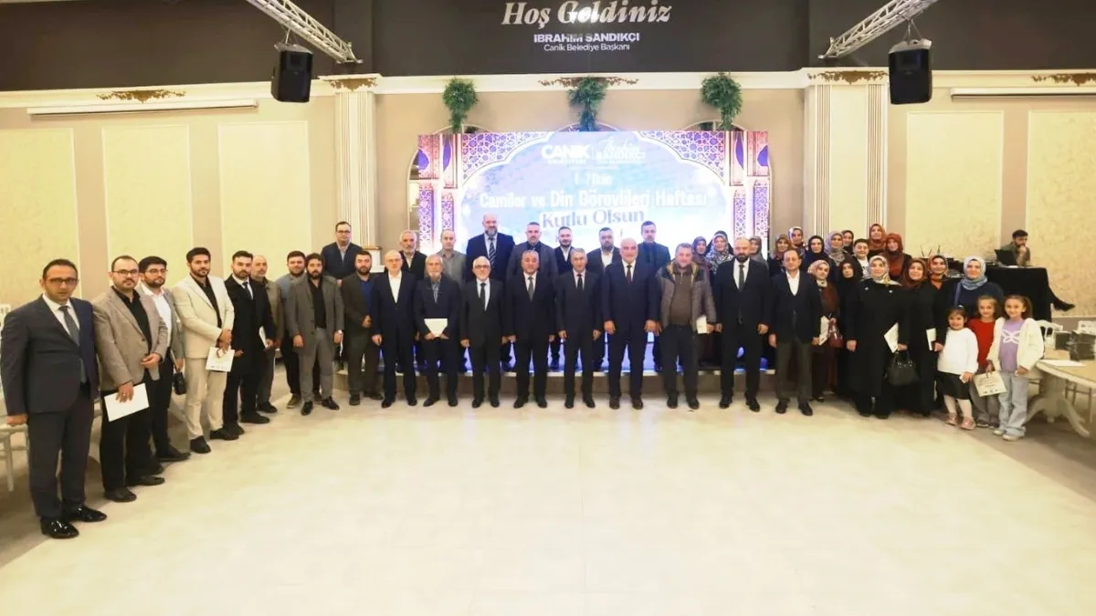 Başkan Sandıkçı'dan Anlamlı Program