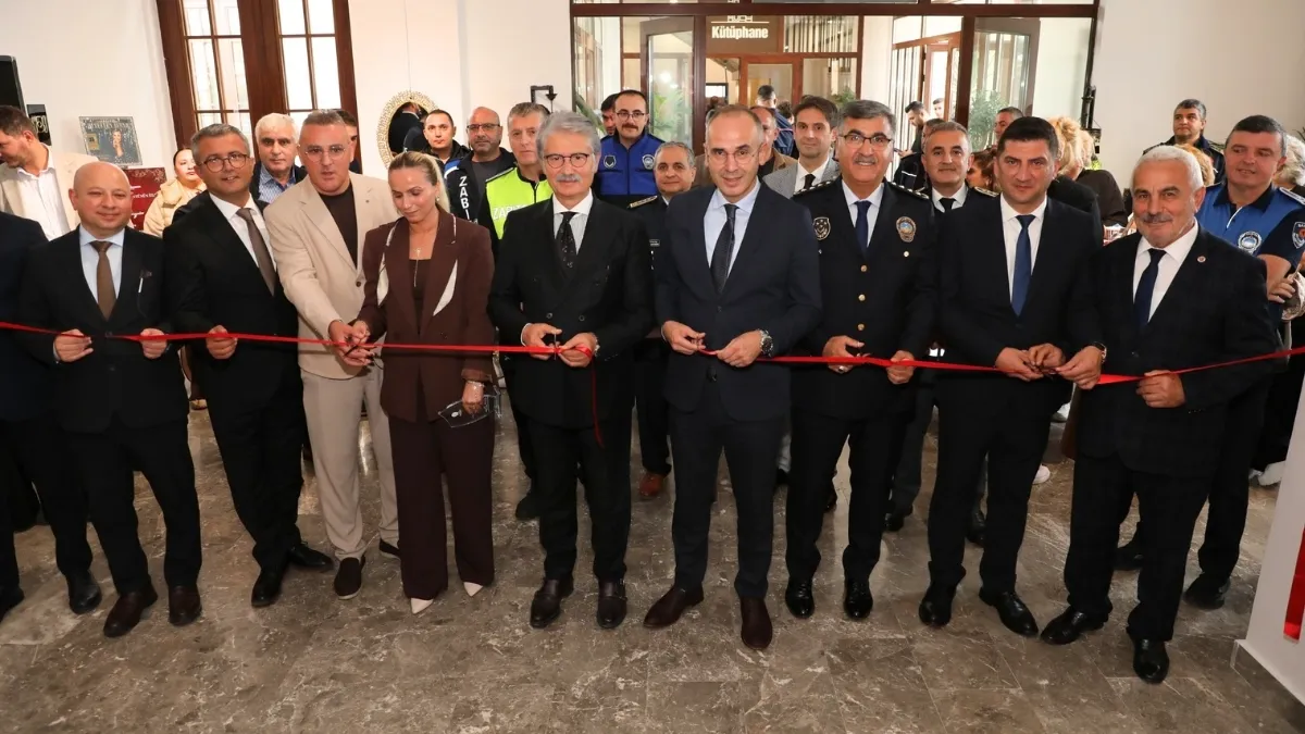 Büyükşehir Belediyesi Çalışanının Tutkusunu Sergiye Dönüştürdü