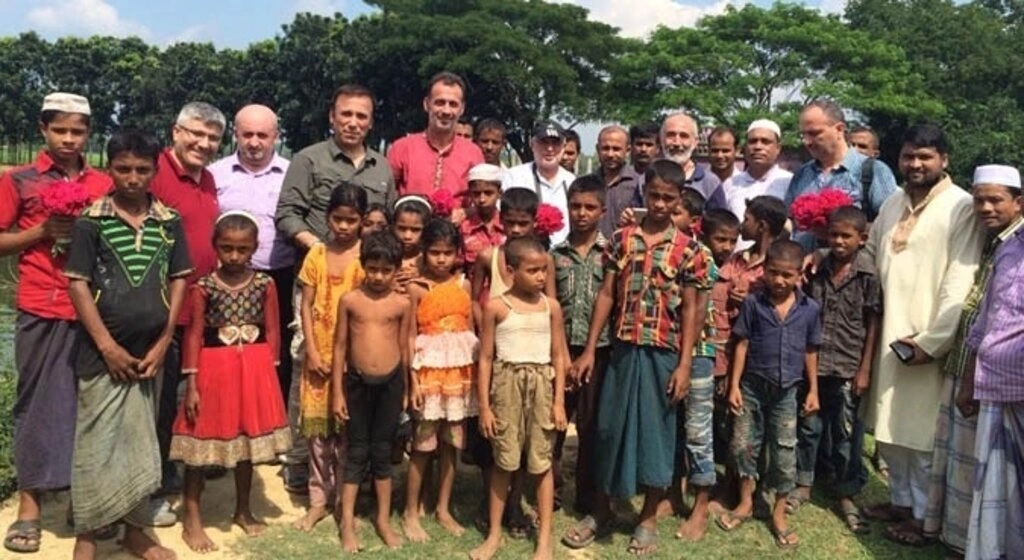 Osman Genç'in Bangladeş ziyareti