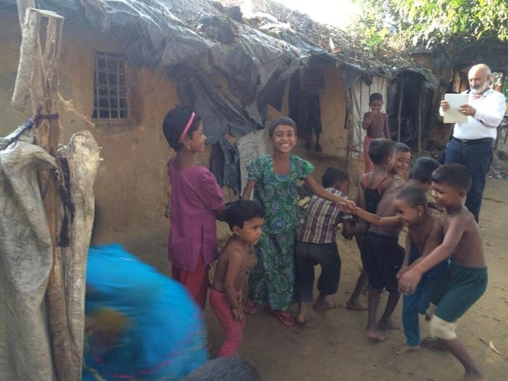 Osman Genç'in Bangladeş ziyareti