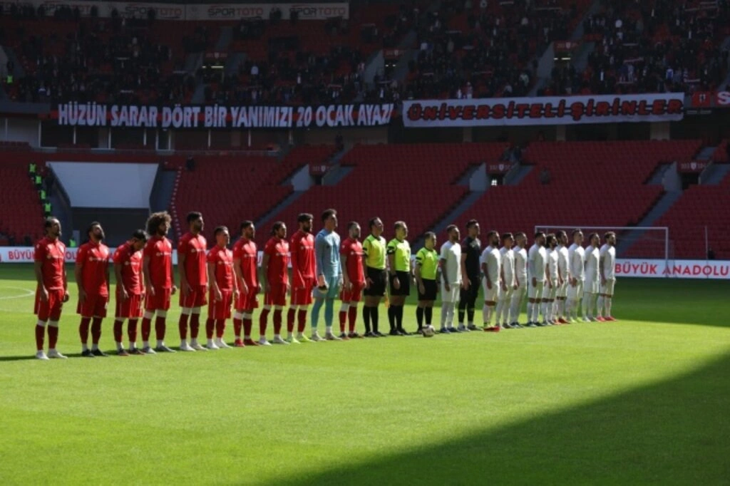 Yılport Samsunspor Amedspor Maçı İlk Yarıdan Görüntüler