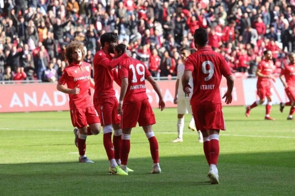 Yılport Samsunspor 3 Amed Sportif 0