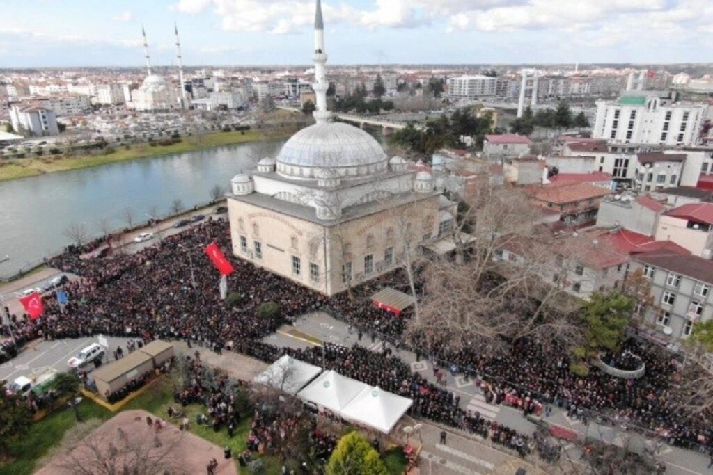 ÇARŞAMBA, ŞEHİDİNİ SON YOLCULUĞUNA UĞURLADI