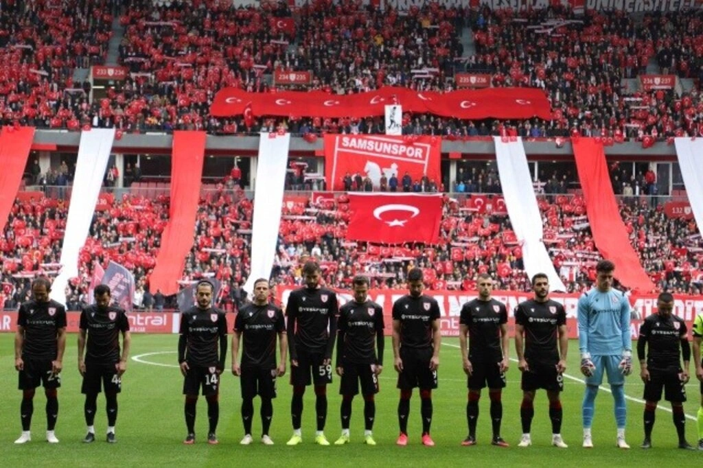 Samsunsporlu futbolculardan asker selamı, Samsunspor İnegölspor maç fotoğrafları