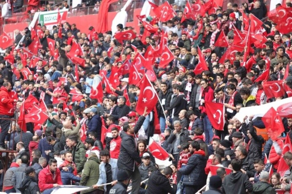 Samsunsporlu futbolculardan asker selamı, Samsunspor İnegölspor maç fotoğrafları
