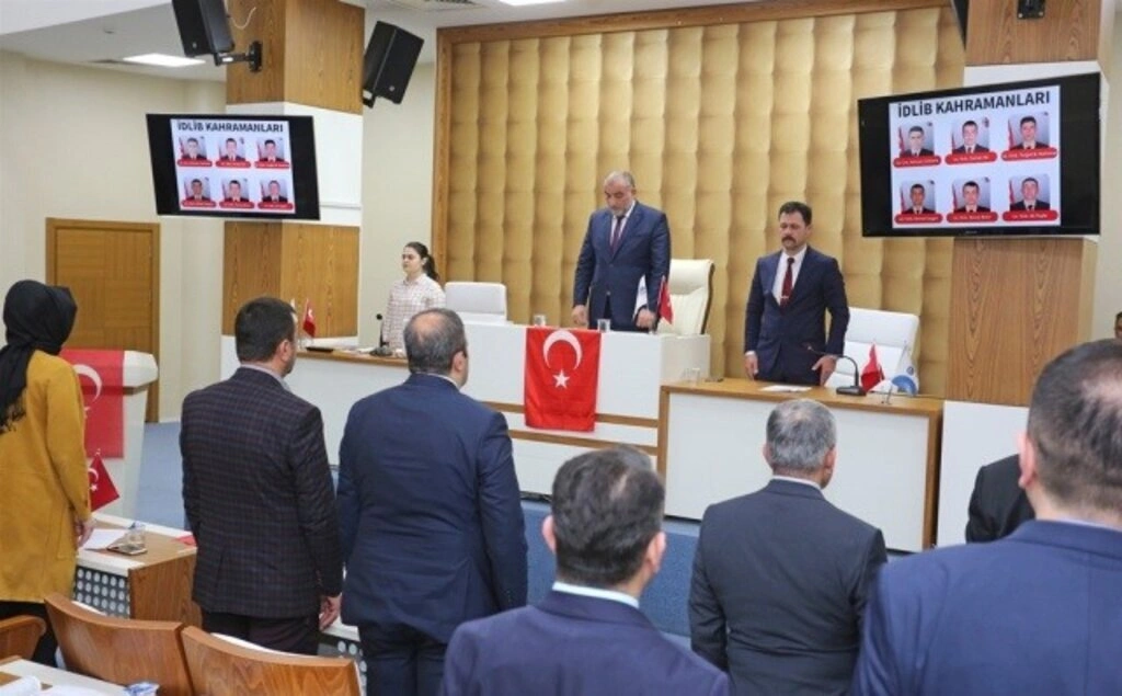 Canik Belediye Meclisi hain saldırıyı kınadı