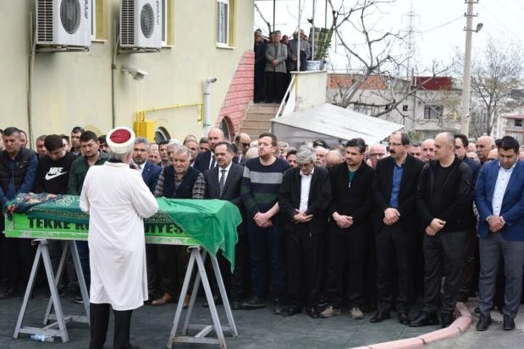 Ayşegül Köse dualarla son yolculuğuna uğurlandı