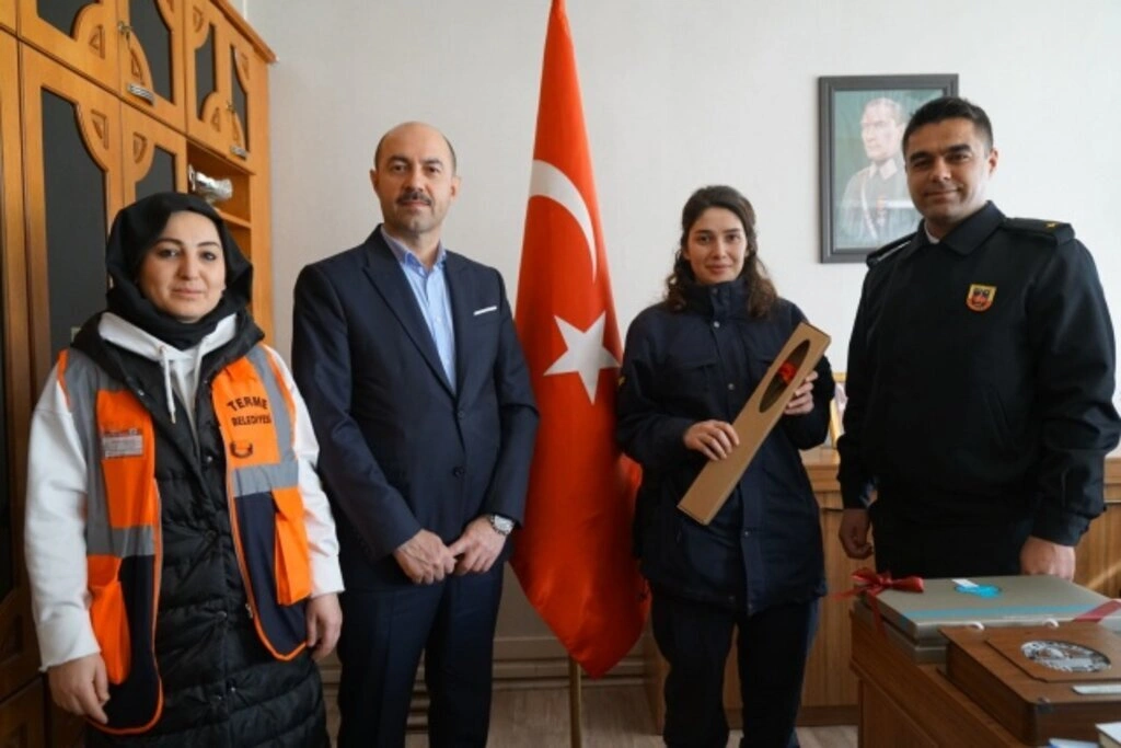 Termeli kadınlar Mehmetçiğin yanında