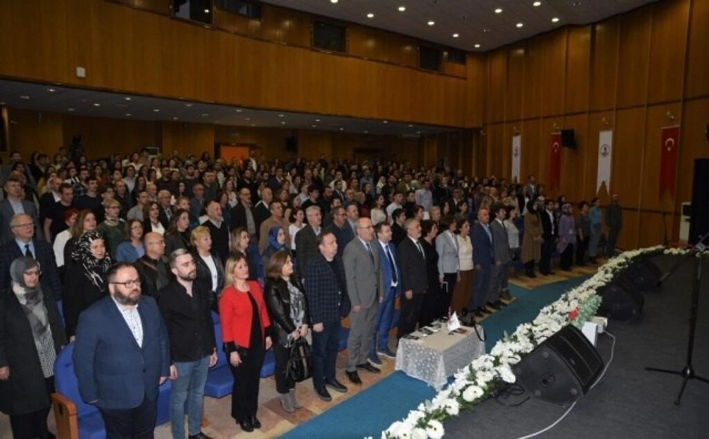 OKTAM Kadınlar Korosu’ndan Türküler Bizi Söyler Konseri