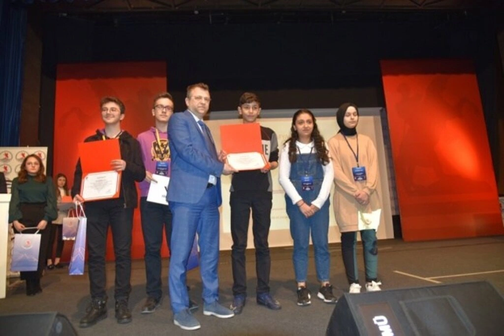 Liselilerin 18 Finalist Projesi Samsun Bölgesini Temsil Edecek