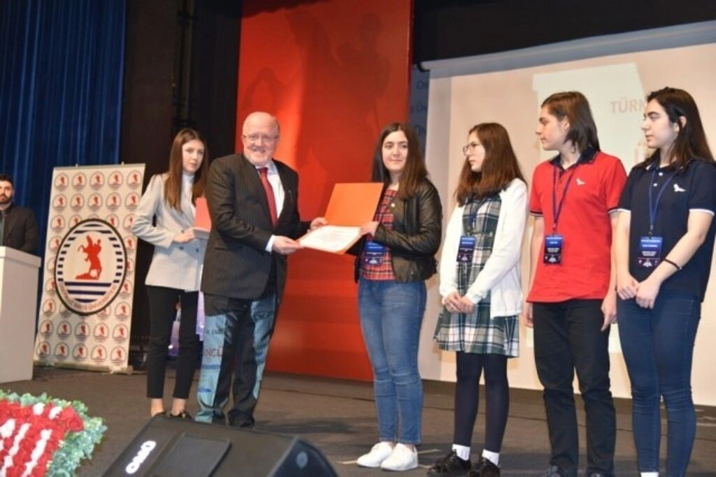 Liselilerin 18 Finalist Projesi Samsun Bölgesini Temsil Edecek