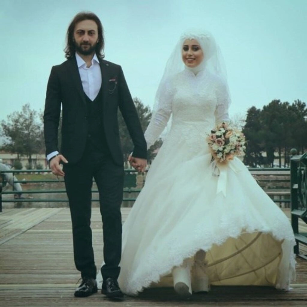 Şahin Binici ve Şeyda Göl dünyaevine girdi
