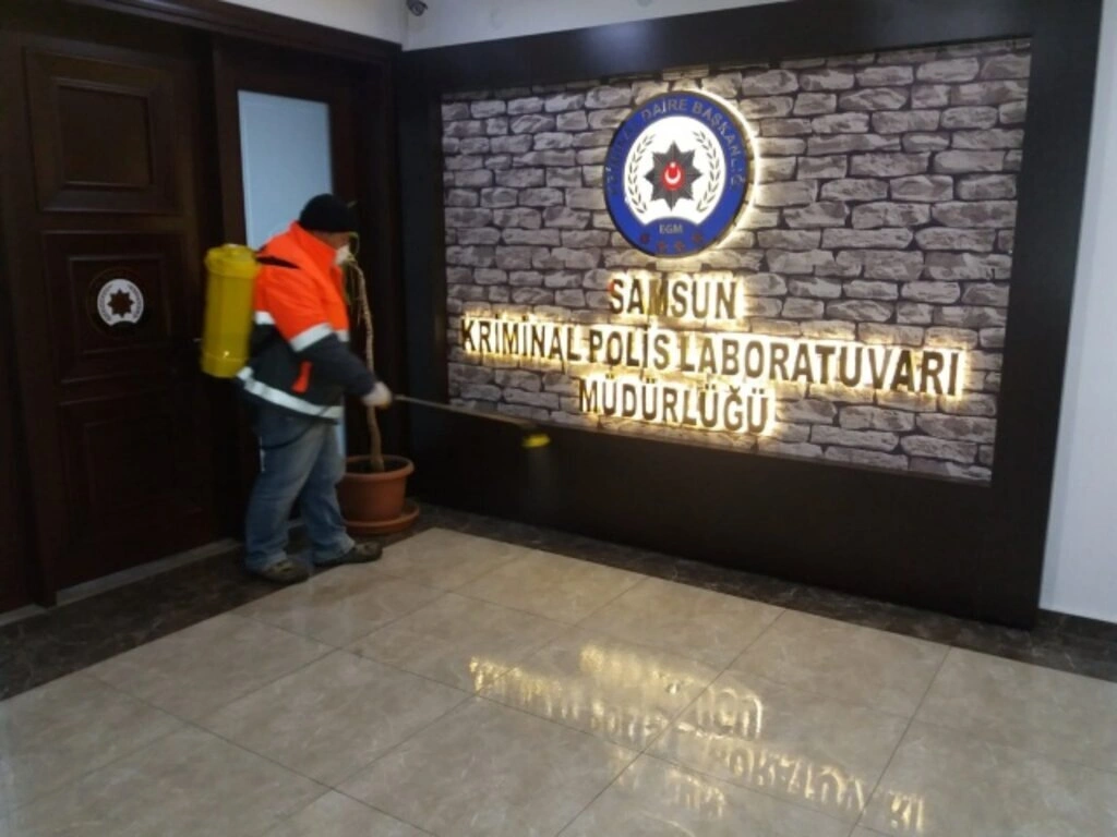 Canik'te İlçenin Tamamında Dezenfekte Çalışmaları Var