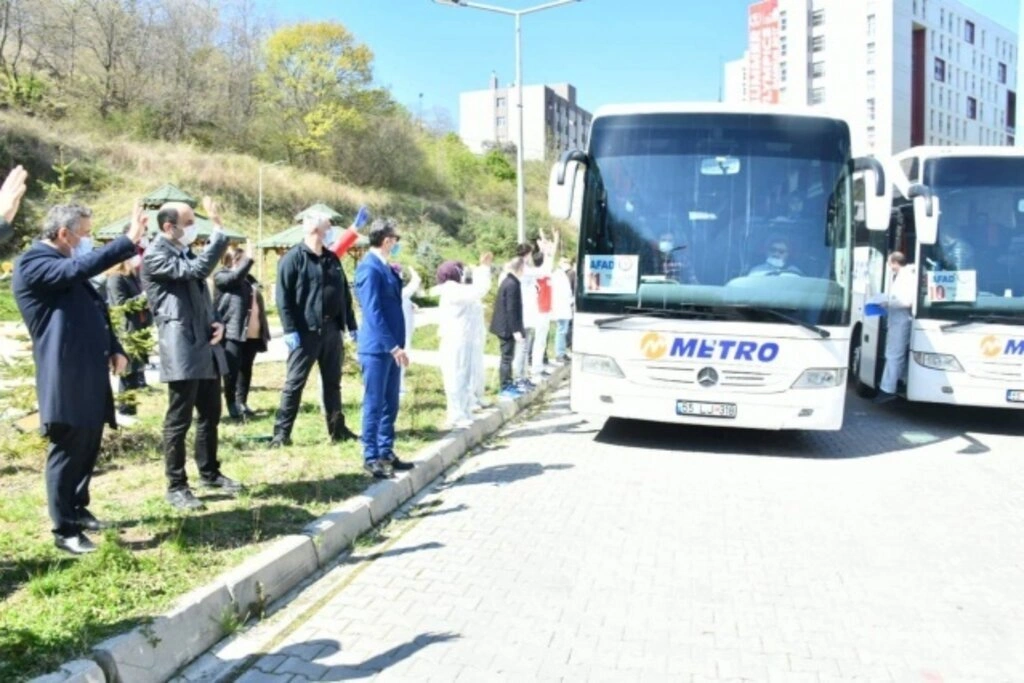 Misafir Öğrenciler Memleketlerine Uğurlandı