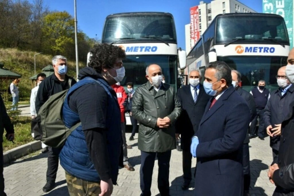 Misafir Öğrenciler Memleketlerine Uğurlandı