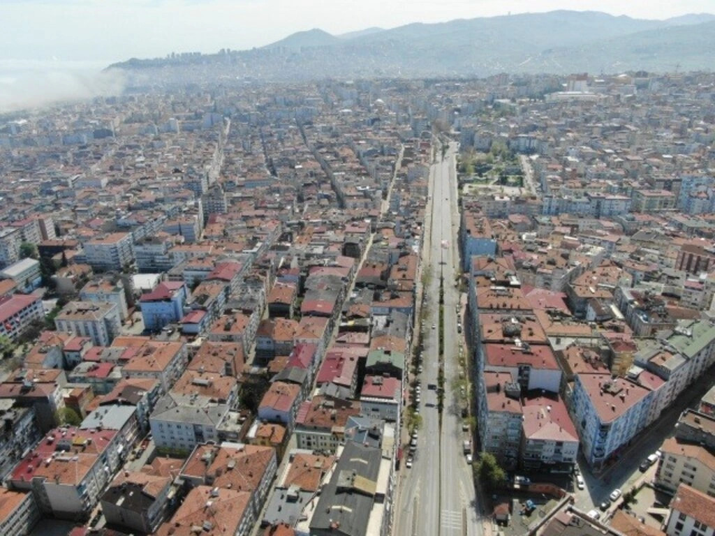 Sokağa çıkma yasağında Samsun sokakları havadan görüntülendi