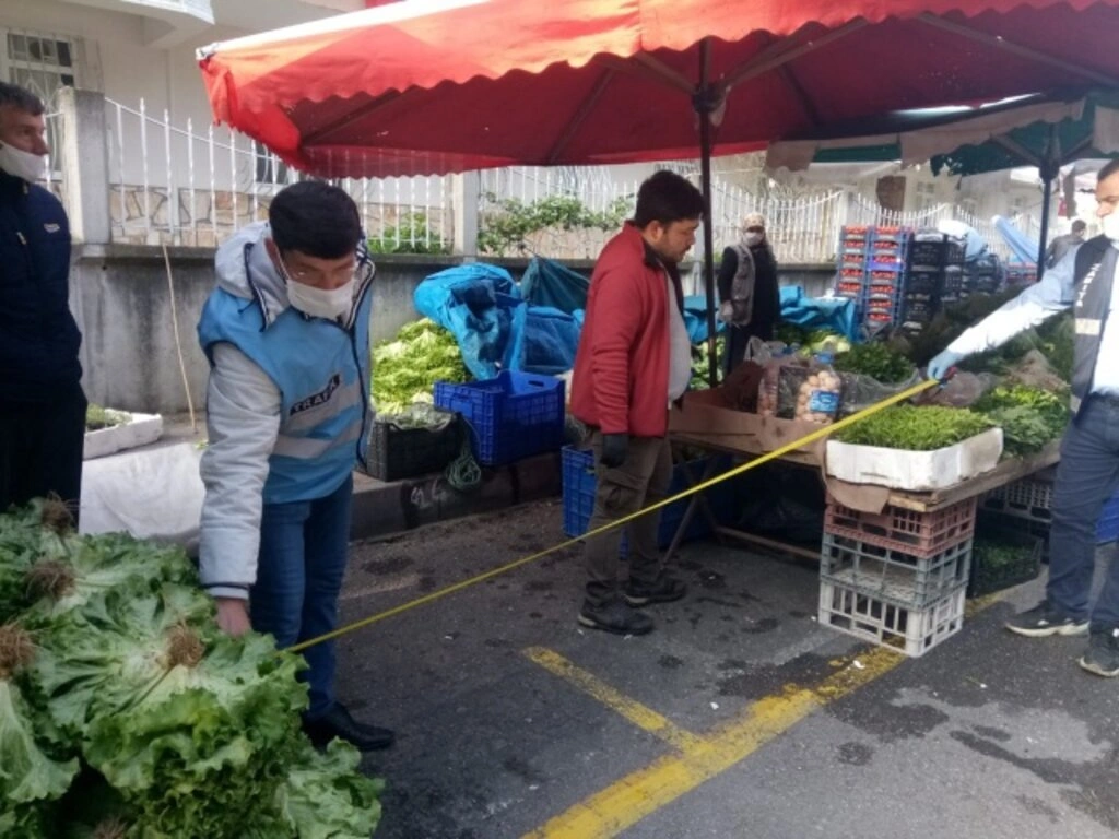 Sokağa Çıkma Yasağı Öncesi İlkadım Zabıtası İş Başındaydı
