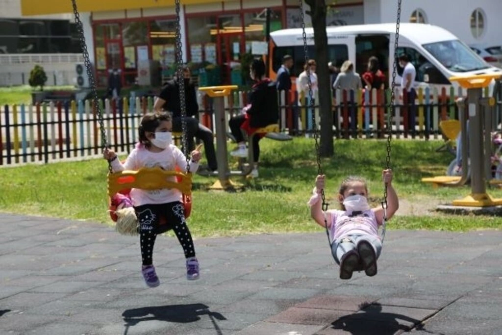 Atakum Parklarında Yeniden Çocuk Sesleri