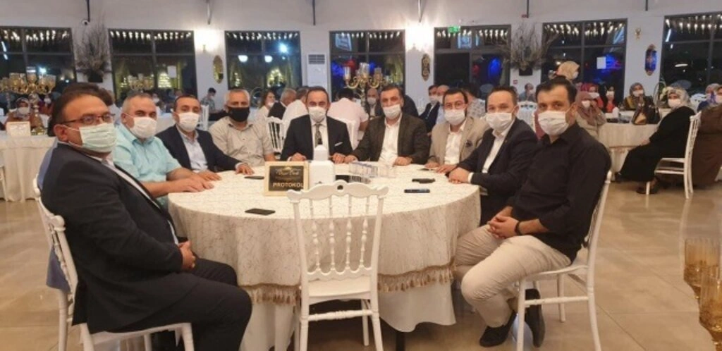 Bakır ve Akyol ailelerinin mutlu günü