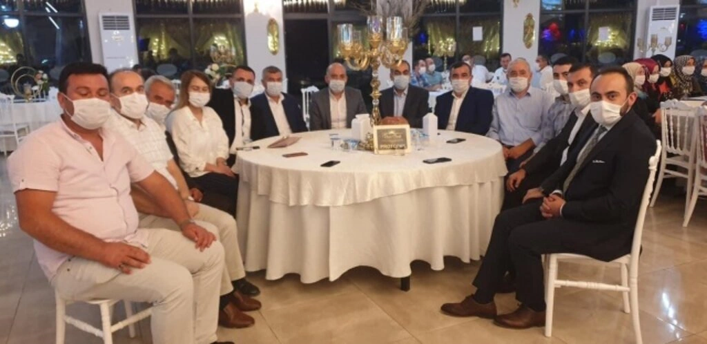 Bakır ve Akyol ailelerinin mutlu günü