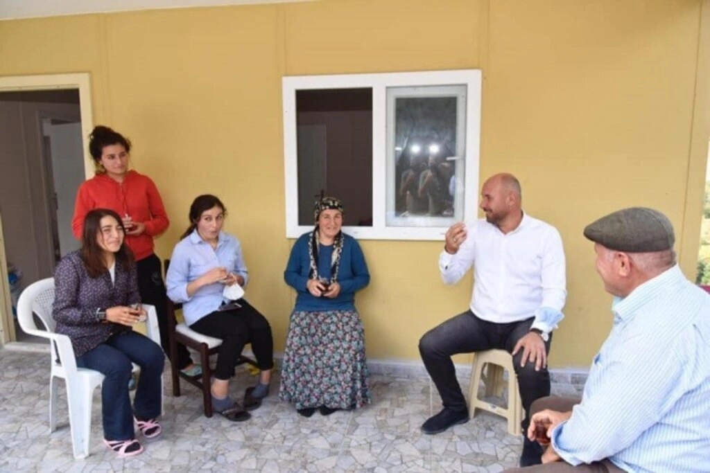 Tekkeköy Belediyesi yeni evlerine kavuşturdu