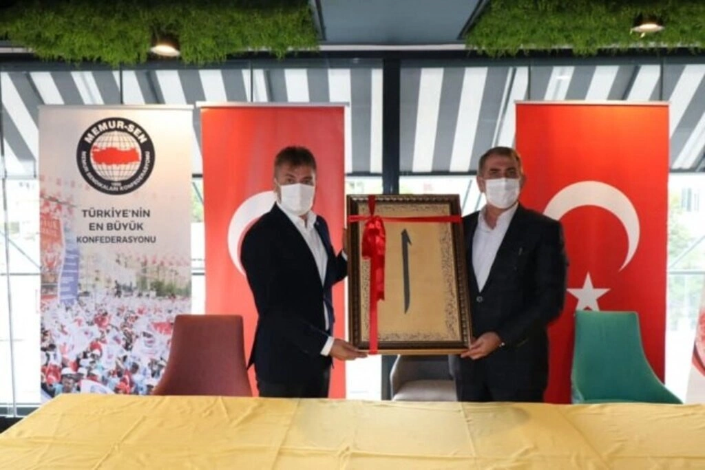 Samsun Memur-Sen Milletvekili Fuat Köktaş’la istişarelerde bulundu