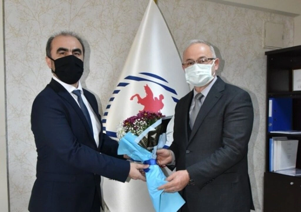 OMÜ Mühendislik Fakültesi Dekanlığı'nda Görev Değişimi