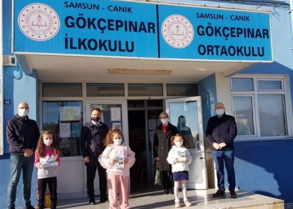BALKAN TÜRKLERİ DERNEĞİ'NDEN EĞİTİME TAM DESTEK