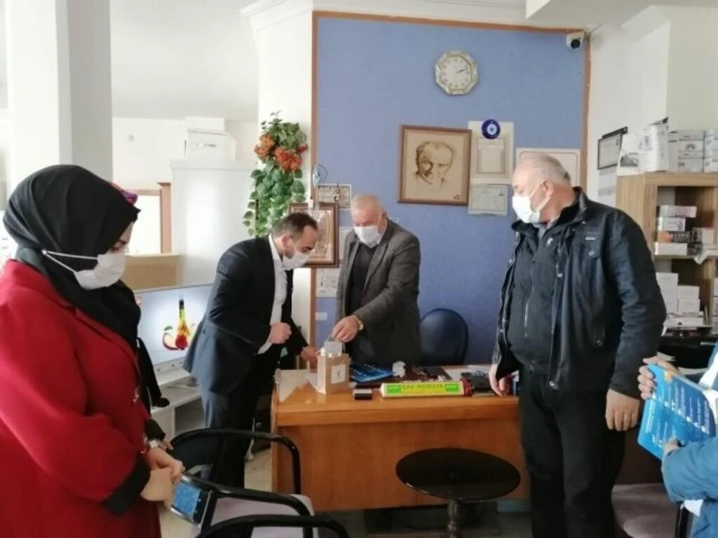 AK Parti Kavak Teşkilatı, çalışmalarını yoğun bir şekilde gerçekleştiriyor