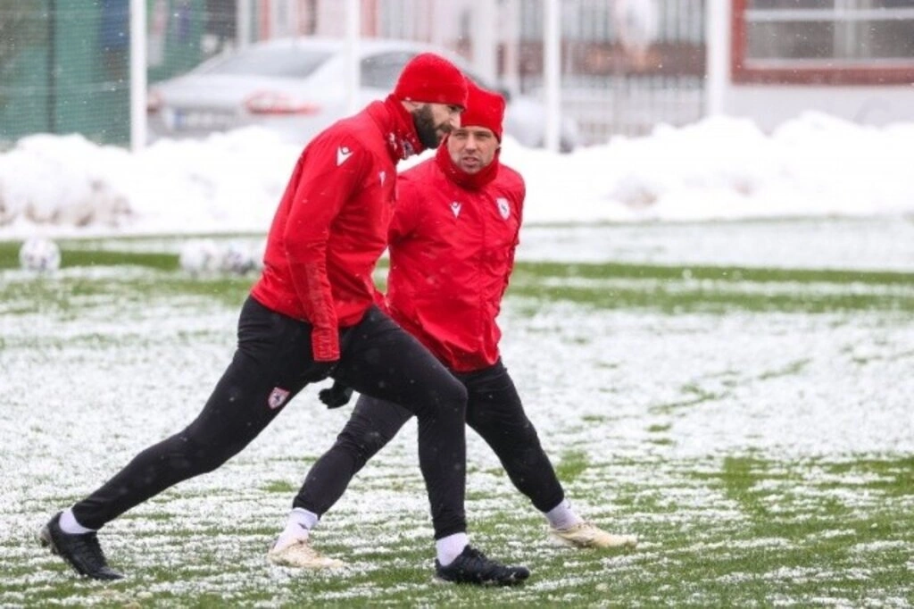 Samsunspor İstanbulspor'a hazırlanıyor