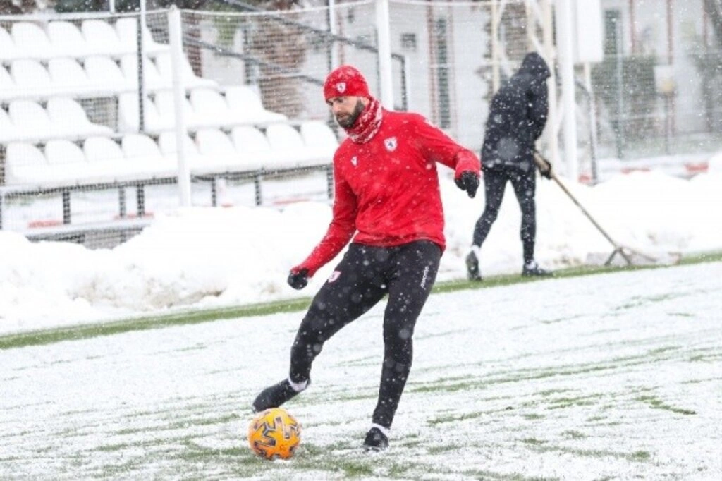 Samsunspor İstanbulspor'a hazırlanıyor