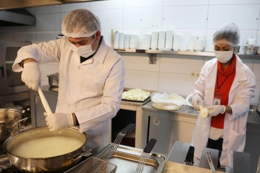 Atakum Belediye Başkanı Av. Cemil Deveci 2 yıllık çalışmalarını özetledi