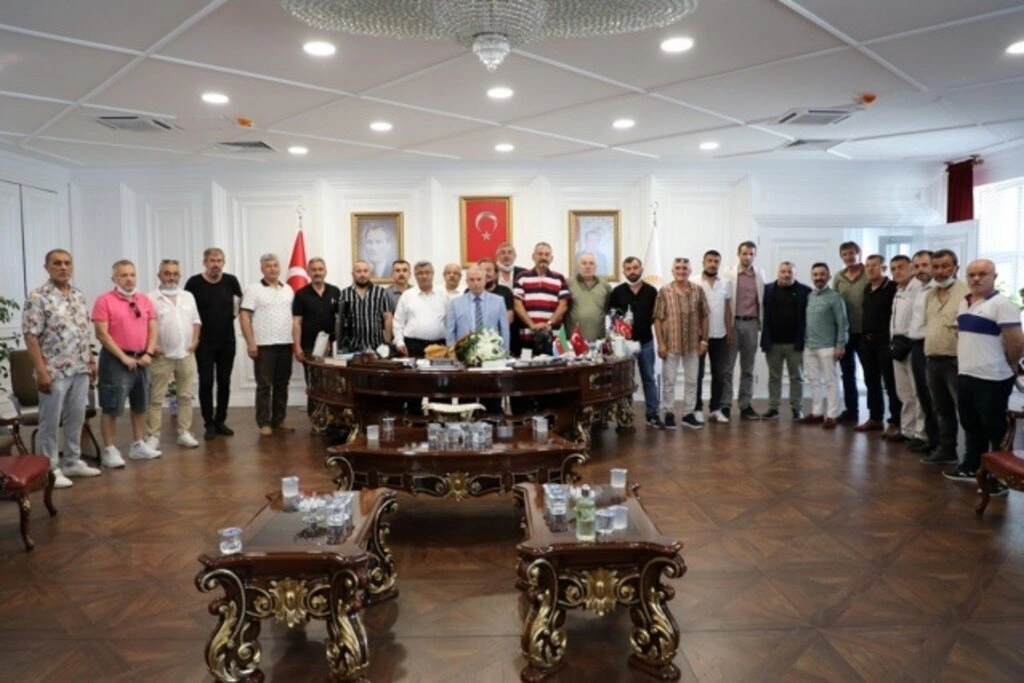 Amatör spor kulüplerinden Başkan Demirtaş'a teşekkür
