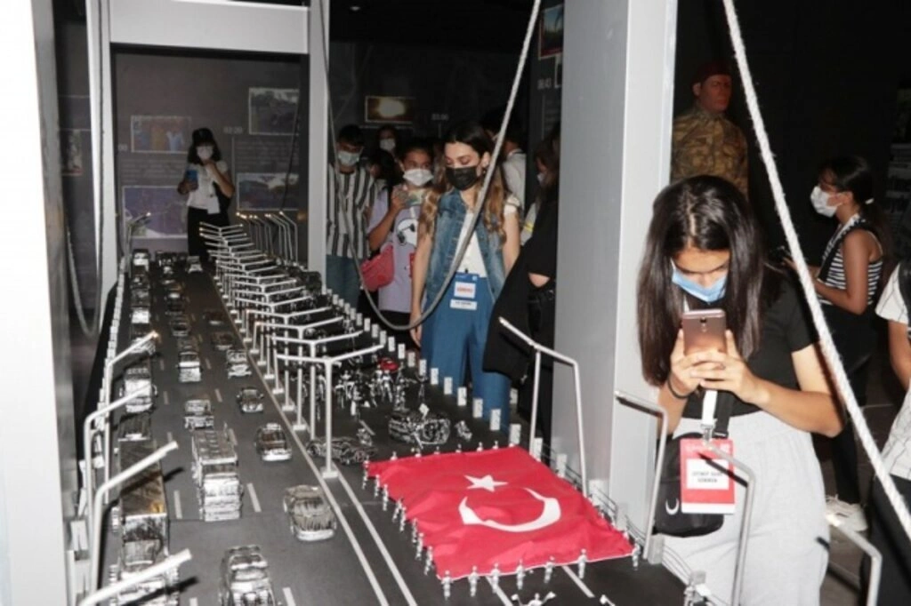 Biz Anadoluyuz projesi kapsamında Sinoplu öğrenciler Samsun'u gezdi