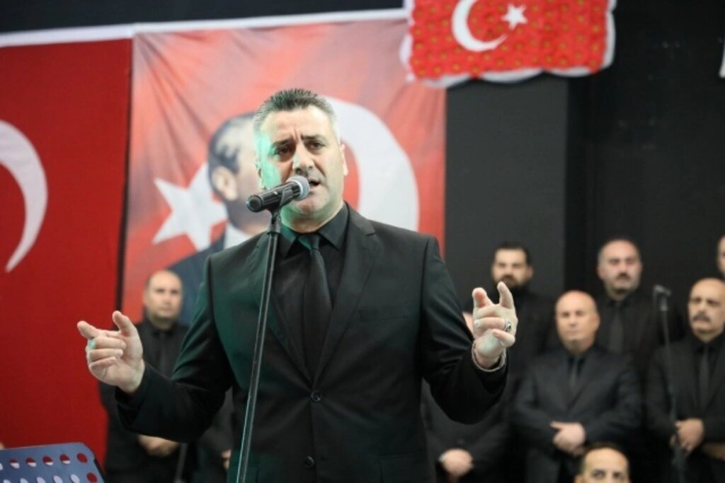 İlkadım THM Korosu Atatürk'ün sevdiği türküleri söyledi