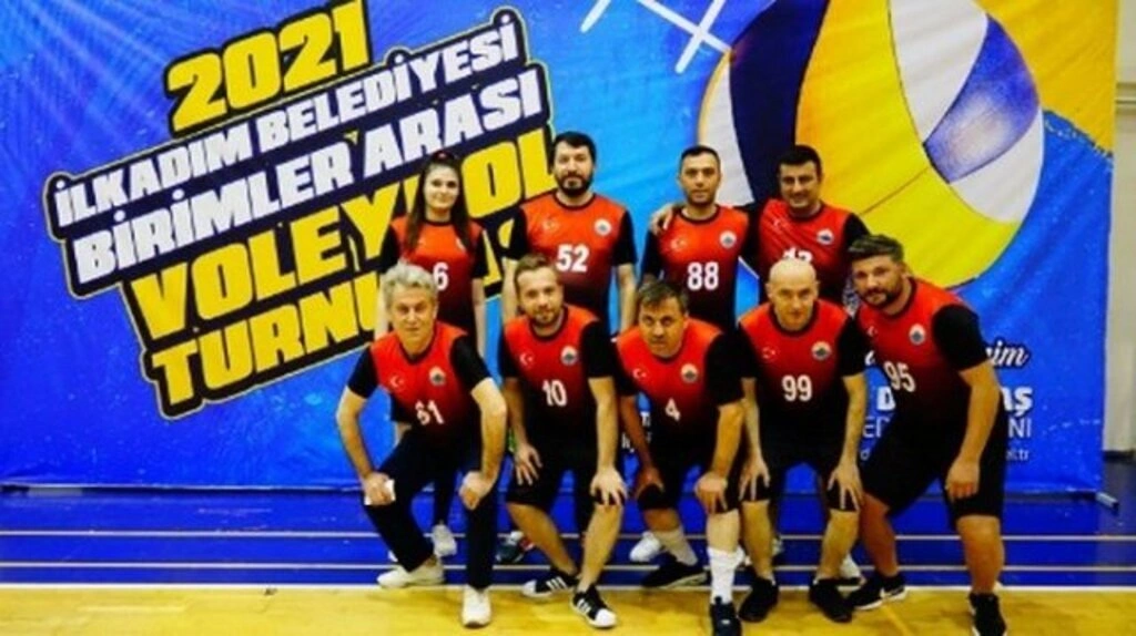 İlkadım Belediyesi Birimler Arası Voleybol Turnuvası renkli görüntülere sahne oldu