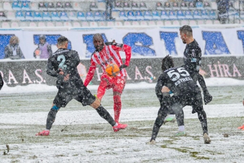 Erzurumspor Samsunspor maçı fotoğrafları
