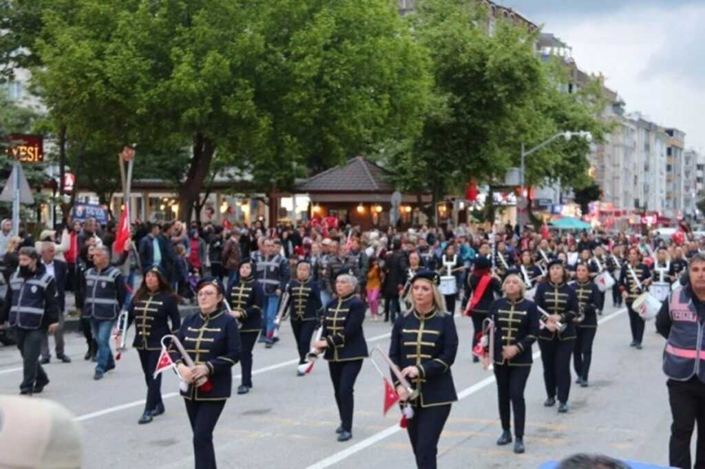 Samsun'da 19 Mayıs kutlamaları nefes kesiyor