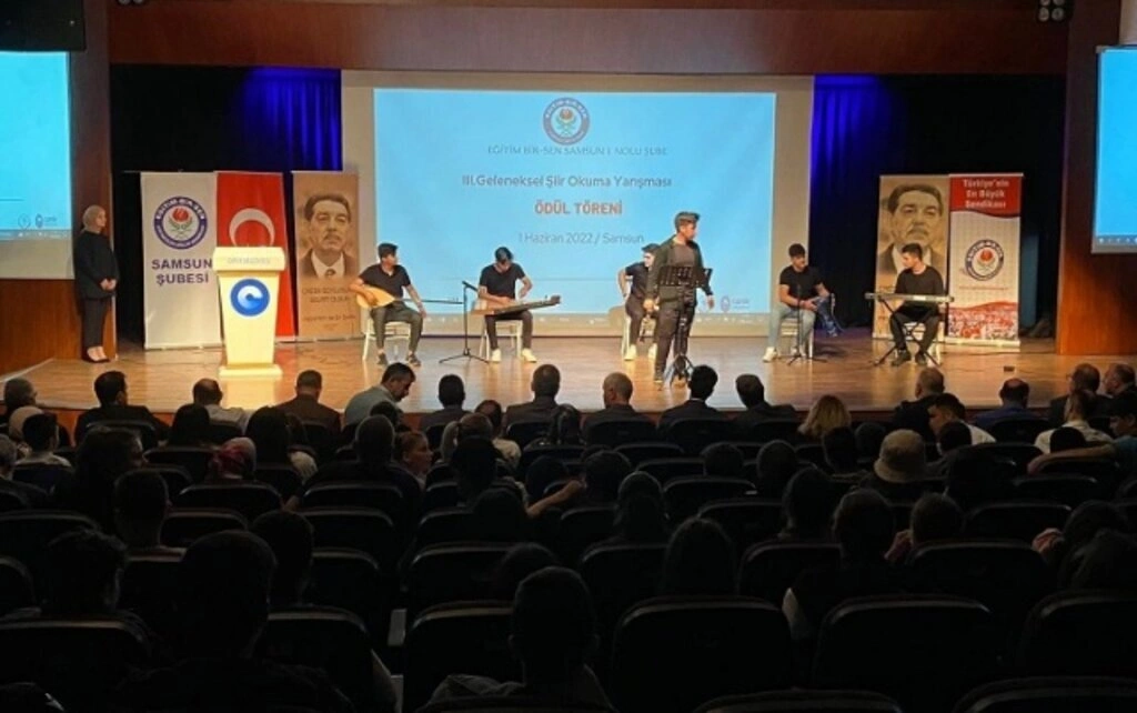 Eğitim Bir Sen Samsun 1 Nolu Şubesi Geleneksel Şiir Okuma Yarışmasının Üçüncüsü Yapıldı