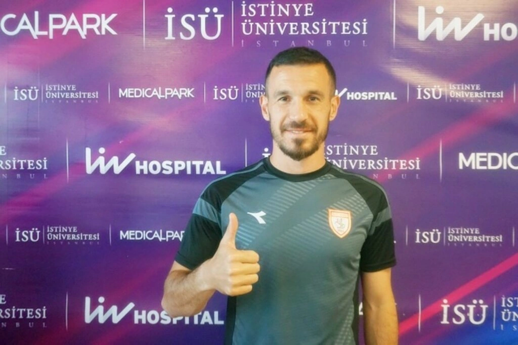 Samsunsporlu futbolcular ve teknik heyet sağlık kontrolünden geçti