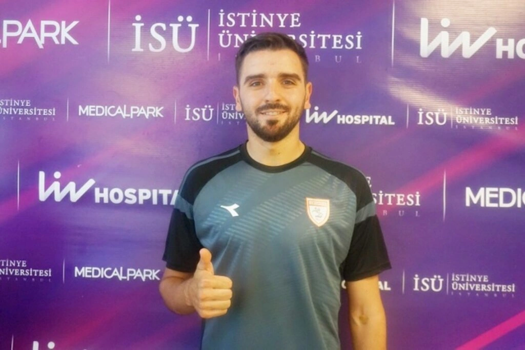 Samsunsporlu futbolcular ve teknik heyet sağlık kontrolünden geçti
