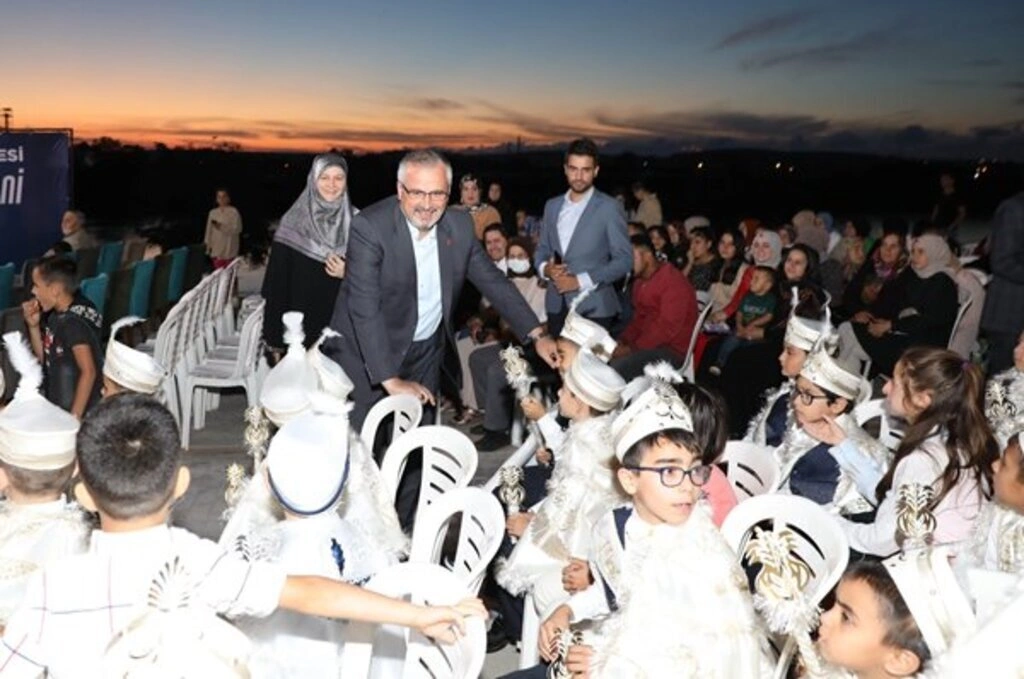 Bafra Belediyesi'nden Geleneksel Sünnet Şöleni Coşkusu