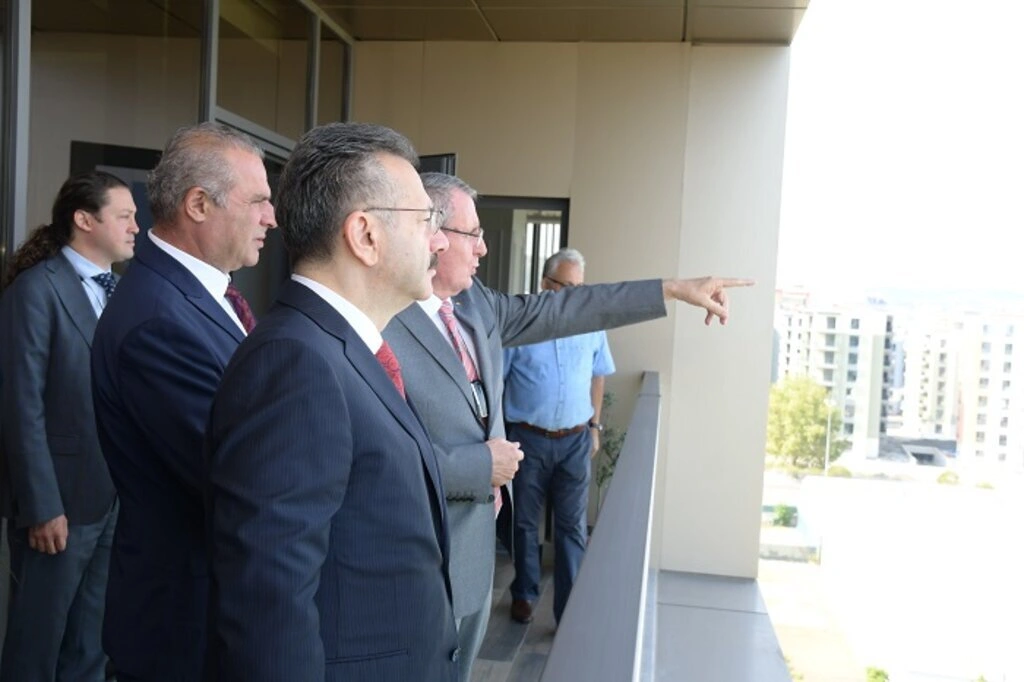 Vali Hüseyin Aksoy Samsun TSO’da
