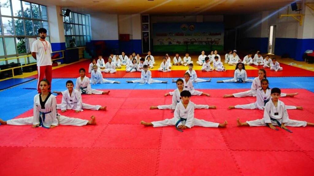 İlkadım'da Taekwondo Kuşak Sınavı Nefes Kesti