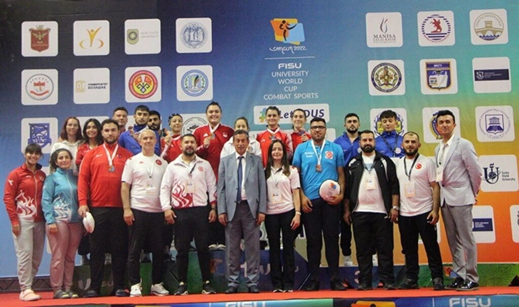 FISU Dövüş Sporları Dünya Kupası Müsabakaları Samsun'da başladı