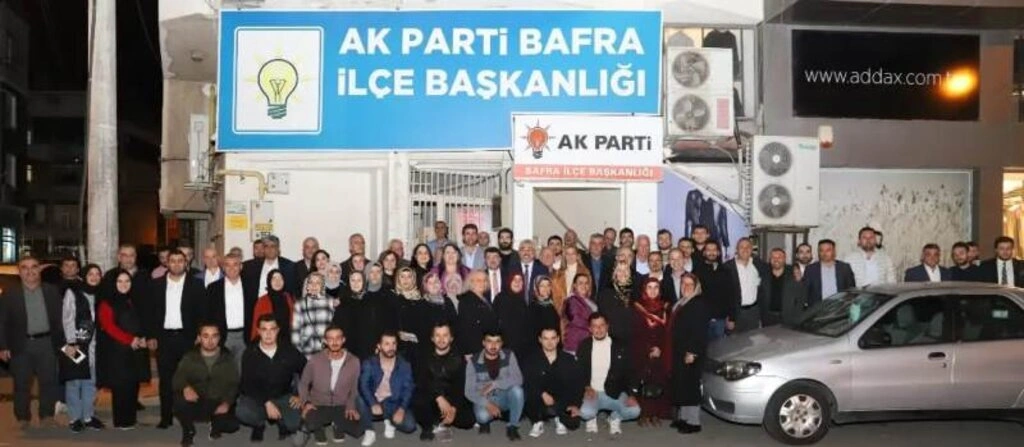AK Parti'den Bafra'da Hane Hane 2023'e ev ziyaretleri