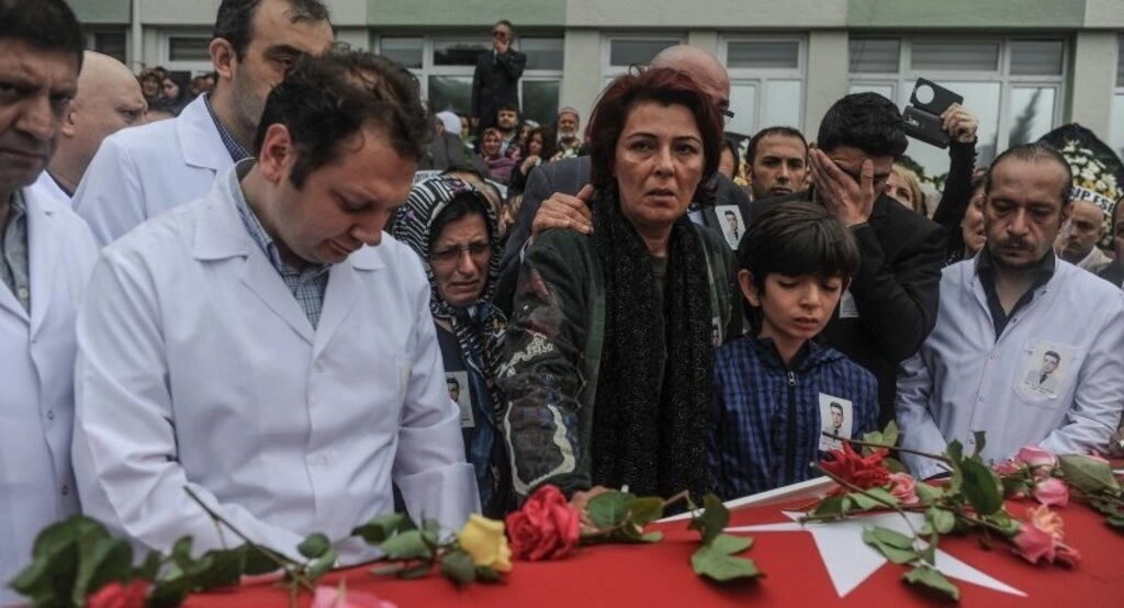 Şehit edilen doktor son yolculuğuna uğurlandı