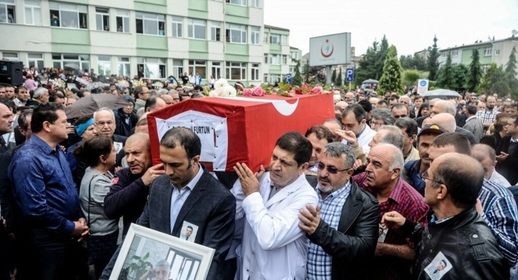 Şehit edilen doktor son yolculuğuna uğurlandı