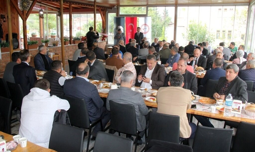 Kavak İş Dünyası'ndan gövde gösterisi! KAVSİYAD iş dünyasını buluşturdu