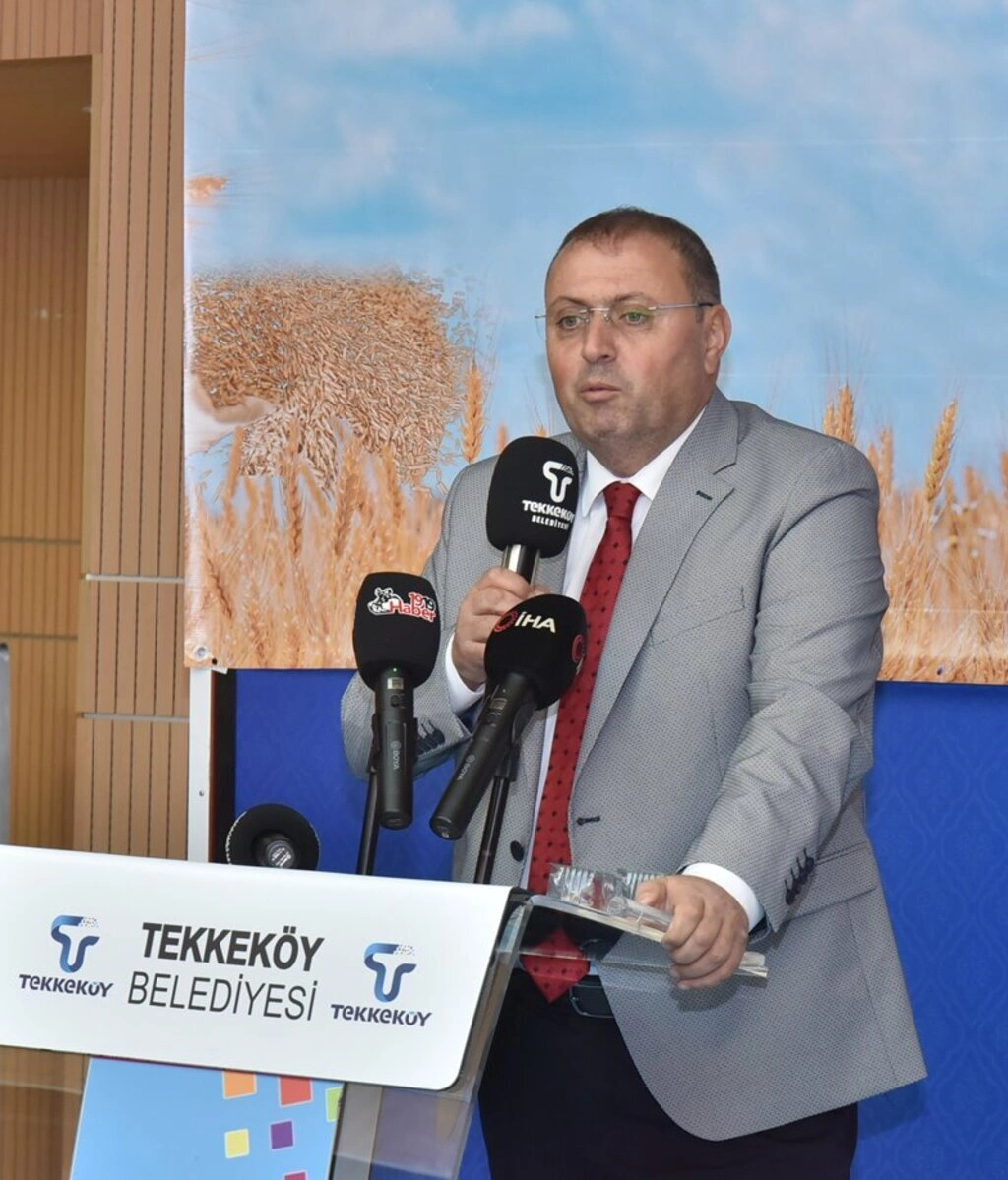 Tekkeköy’de çiftçilere buğday, yonca ve reygras tohumu dağıtıldı